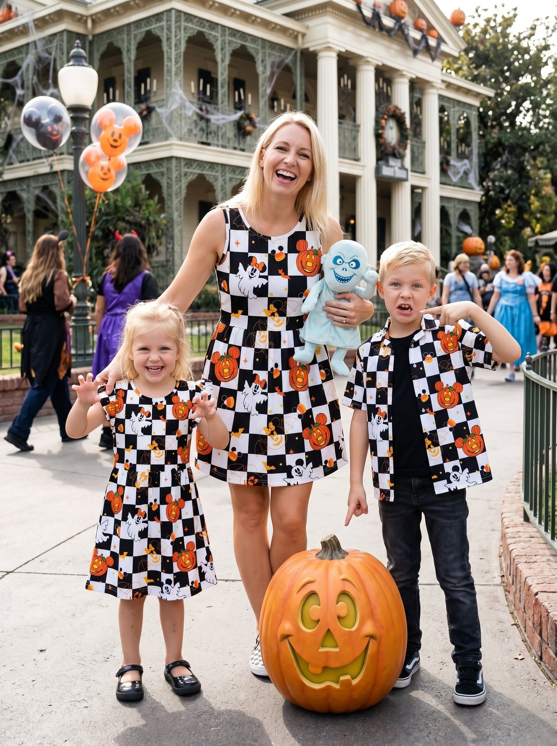 Halloween Mickey Checkerboard Family Matching Outfit, Disney Park Vacation Clothes - Image 4