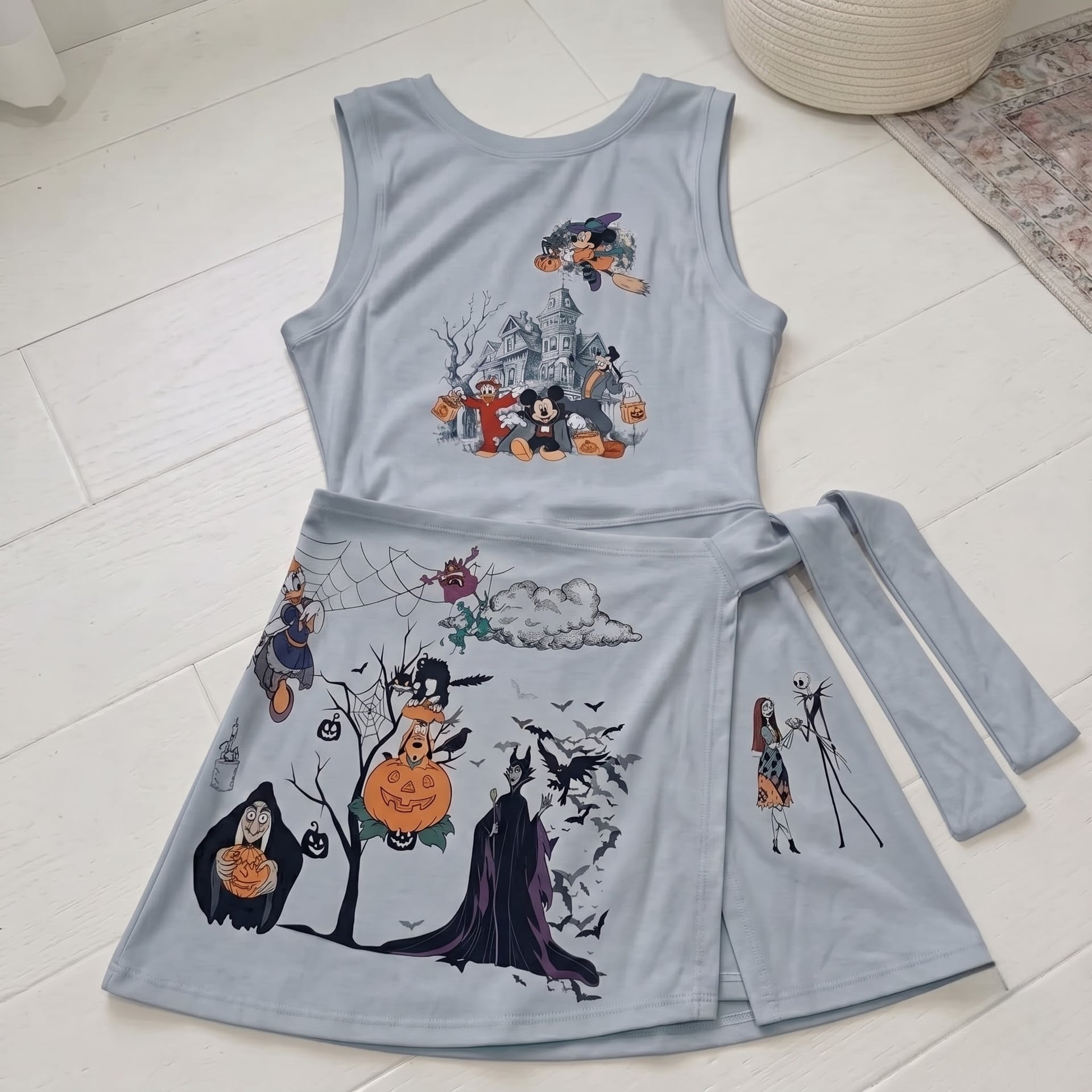 Disney Mickey & Friends Halloween Inspired Tennis Dress, Haunted Character Pumpkin Print Outfit, Halloween Park Vacation Dress for Women - Image 2