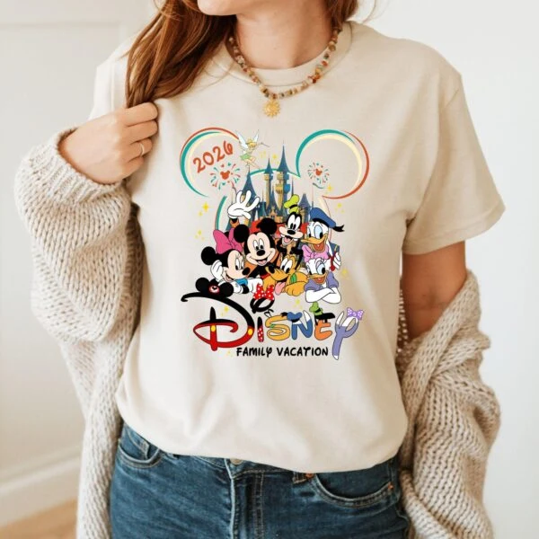 Disney Family Vacation 2026 Shirt, Mickey Minnie Donald Daisy & Goofy Castle Graphic Vacation Tee - Image 4
