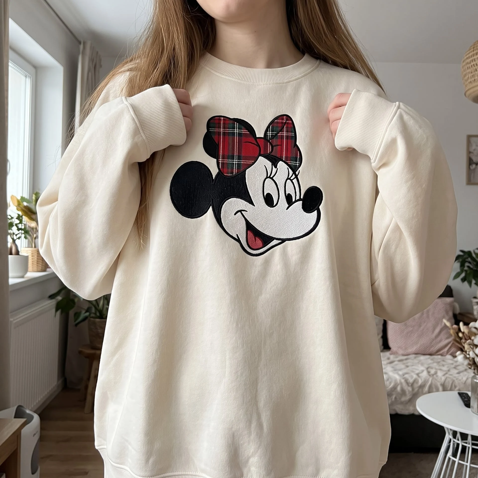 Embroidered Minnie Christmas Sweatshirt, Minnie Holiday Crewneck, Disneyland Christmas Shirt - Image 5
