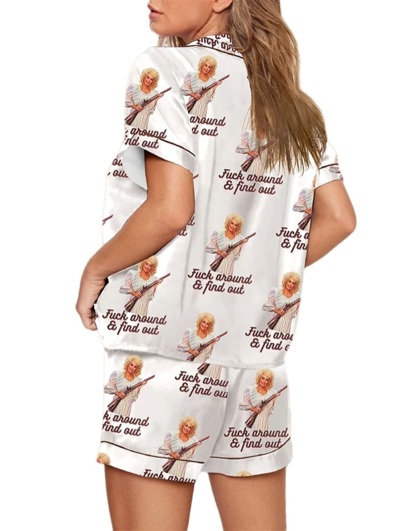 Dolly Parton Find Out Pajama Set - Image 3