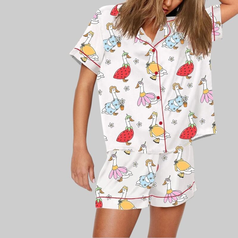 Spring Porch Goose Pattern Pajama Set - Image 2