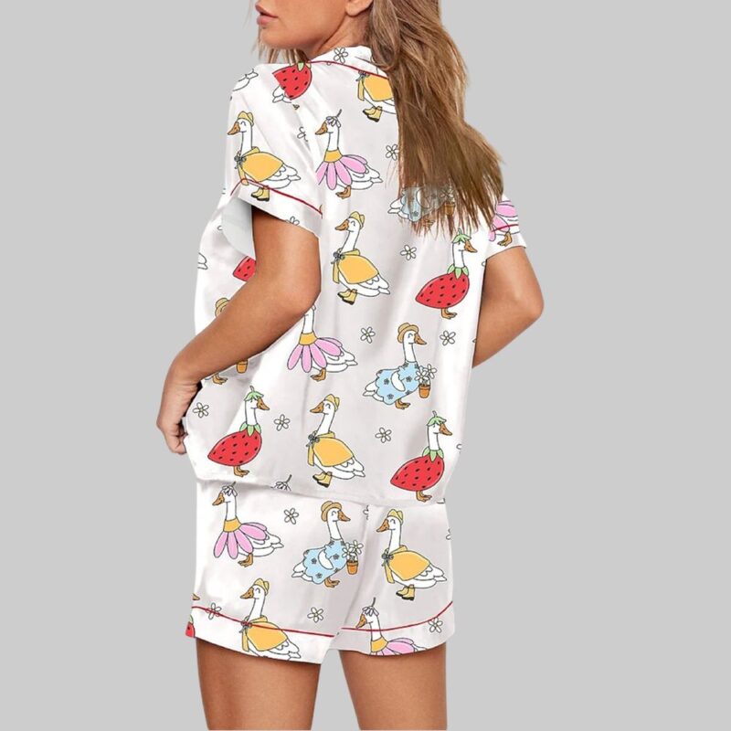 Spring Porch Goose Pattern Pajama Set - Image 3