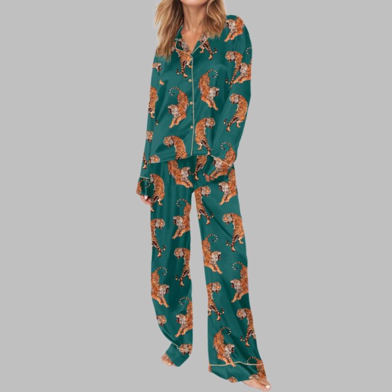 Vintage Tiger Pajama Set For Women - Image 2