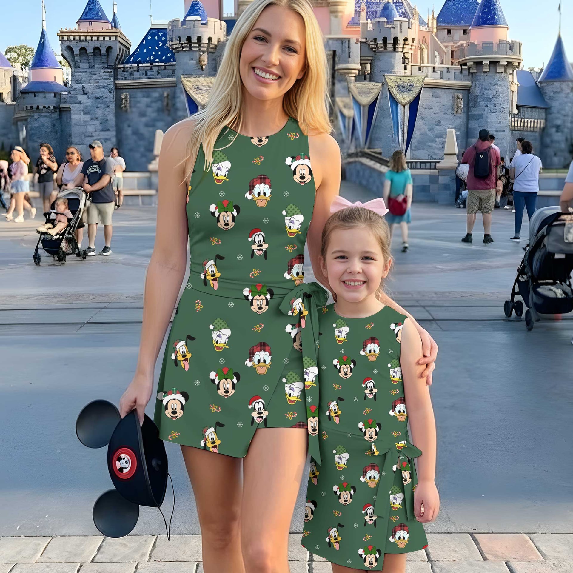 Disney Christmas Mother Daughter Matching Tennis Dress, Mickey & Friends Green Holiday Bow Skort Dress, Festive Christmas Character Outfit, Theme Park Christmas Vacation Clothing, Cute Mommy and Me Outfit