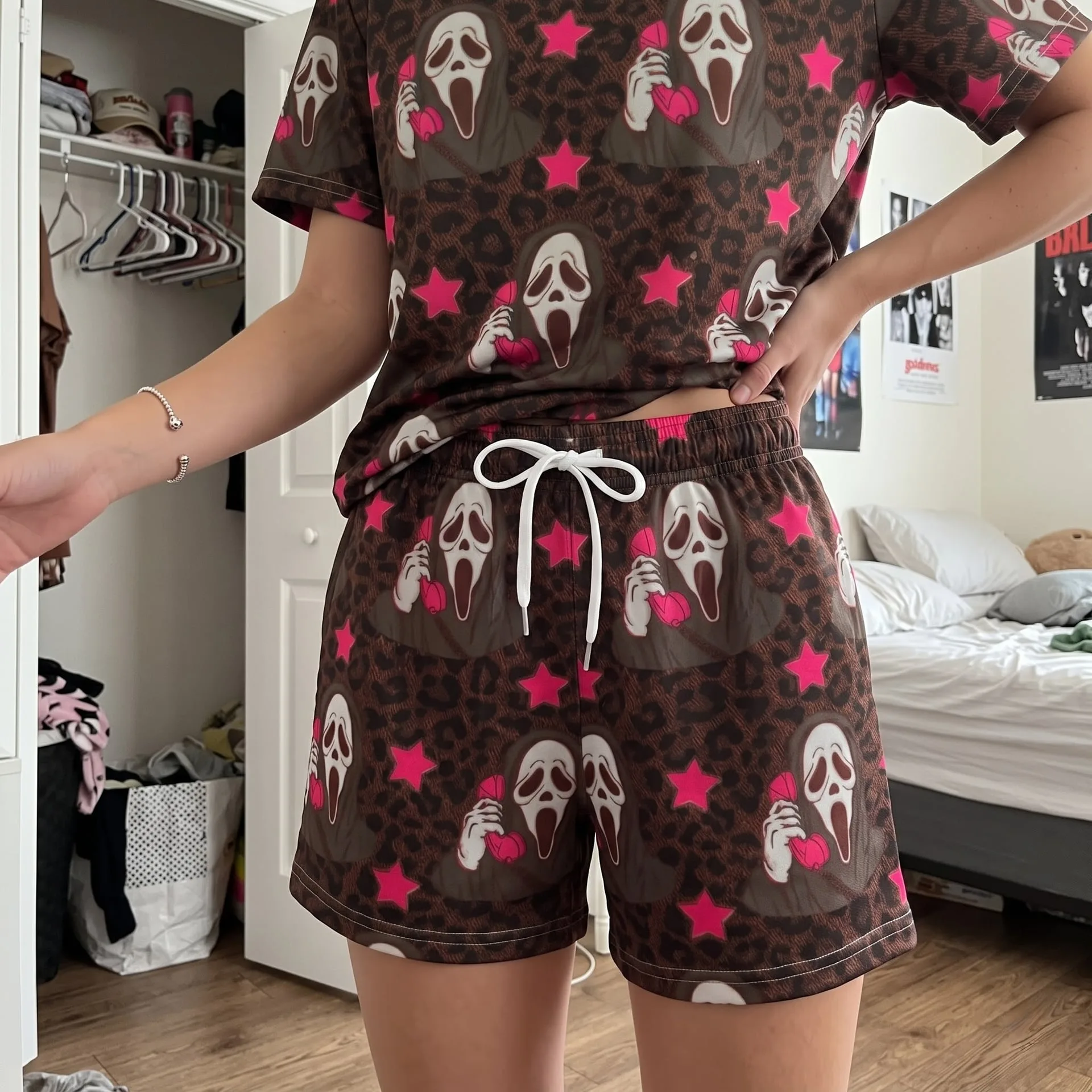 Ghostface Halloween Inspired Loungewear Set, Scream Mask Pink Star & Leopard Pajama Outfit, Cozy Heavyweight Set - Image 4